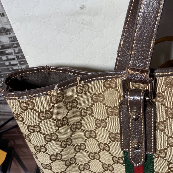 Authentic Gucci Sherry Line Charm Bag - Picture 11 of 16